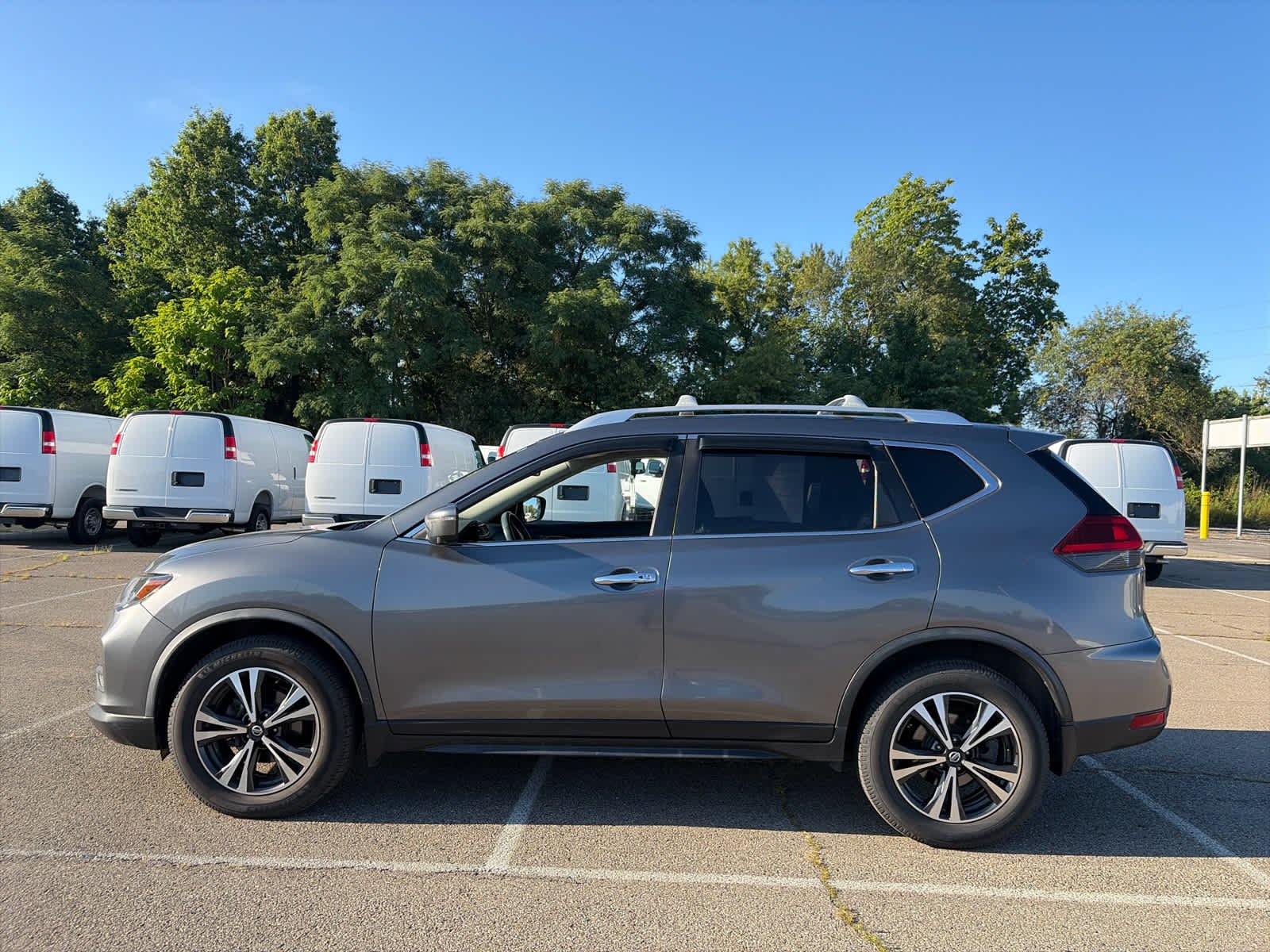 Used 2019 Gun Metallic Nissan SV image 4