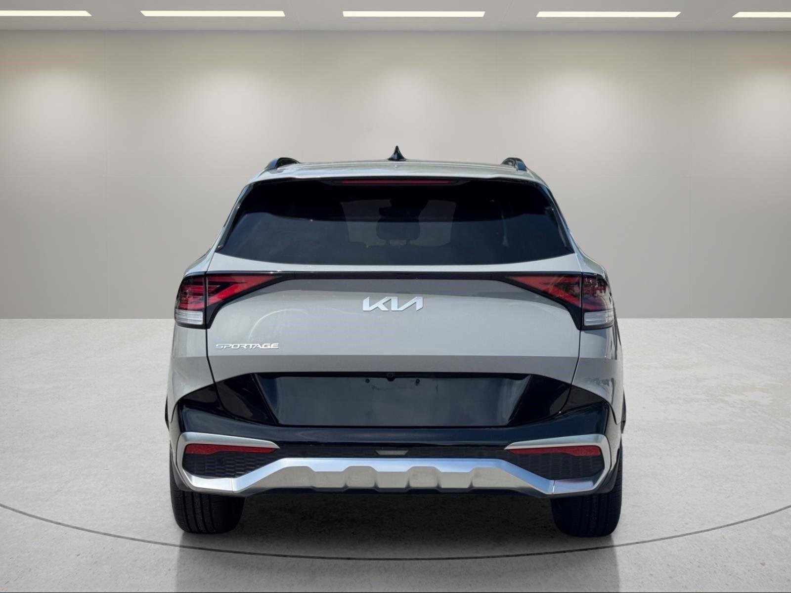 Used 2023 Wolf Gray Kia SX-Prestige image 4