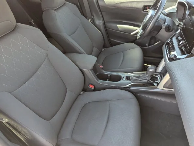 2024 Toyota Corolla Cross LE - Photo 9