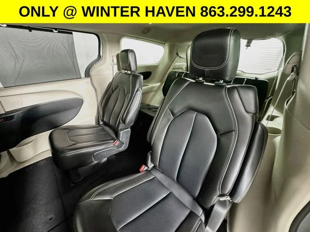 Used 2023 White Chrysler Touring L image 21