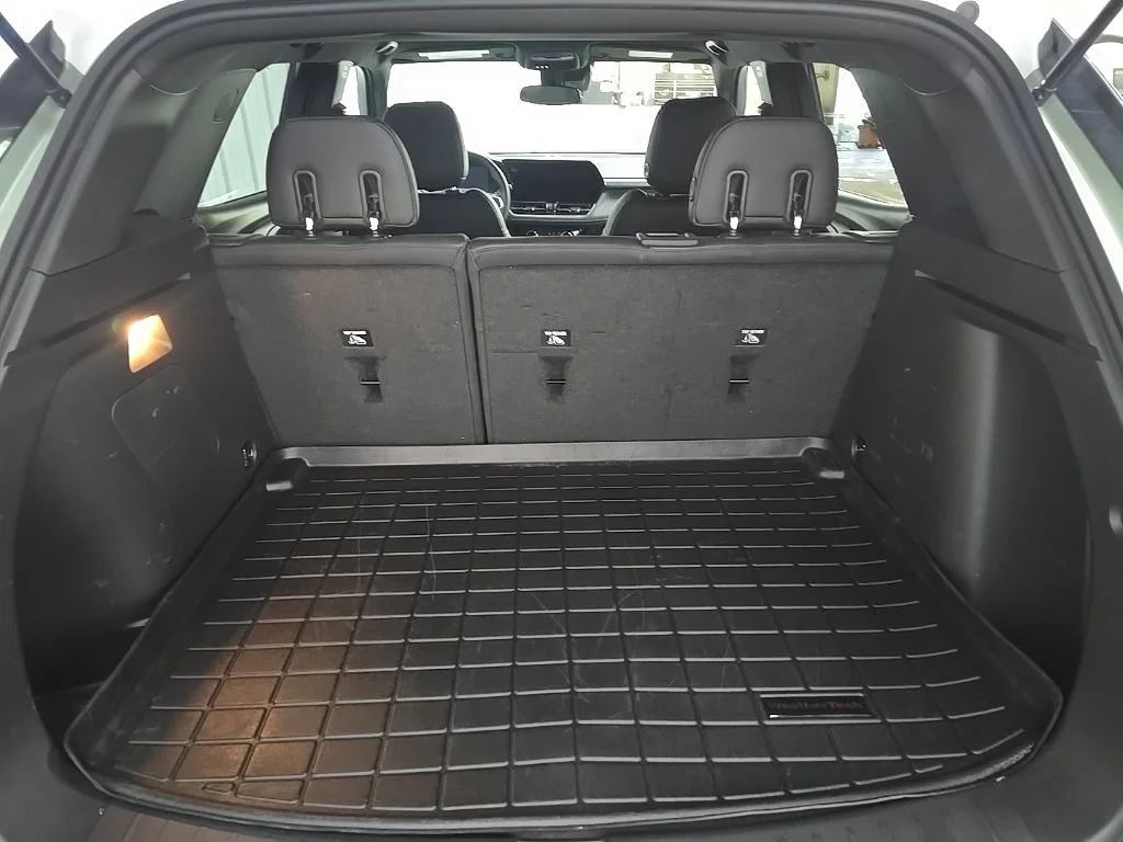 Used 2025 Green Chevrolet ACTIV image 11