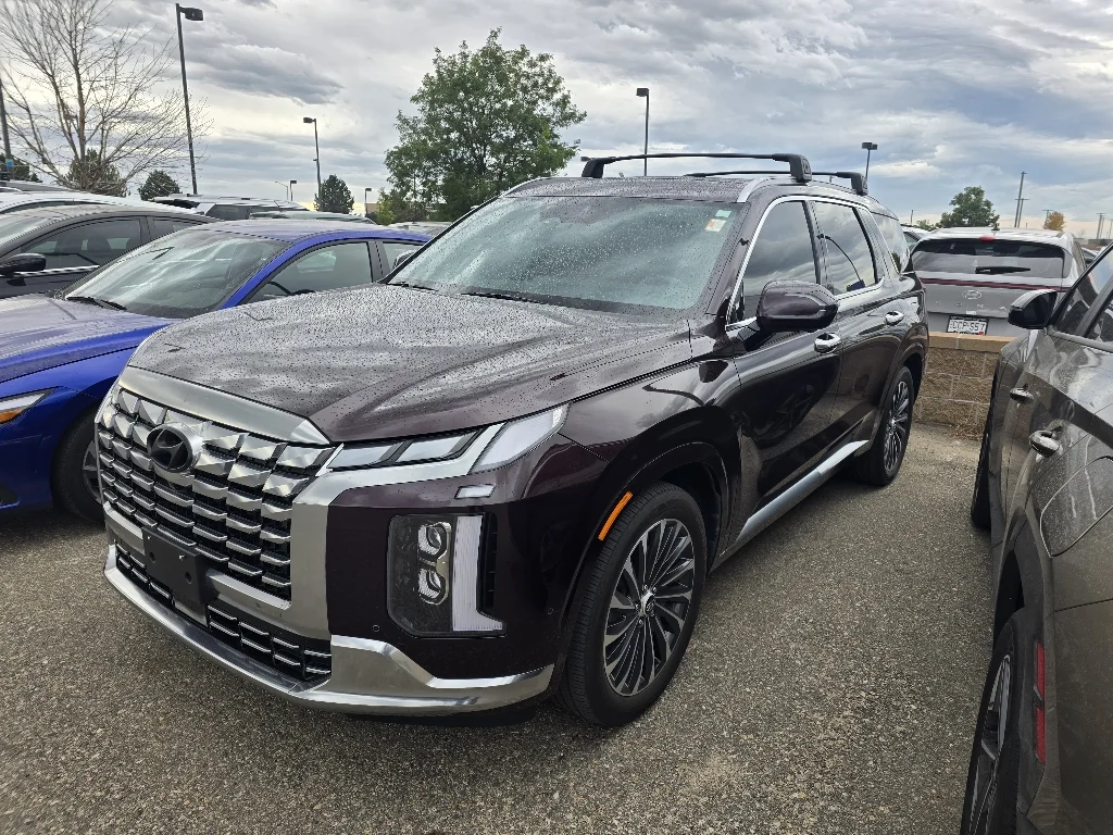 Used 2024 Sierra Burgundy Hyundai Calligraphy image 12
