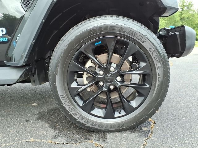Certified Used 2022 Black Clearcoat Jeep Unlimited Sahara 4xe image 9