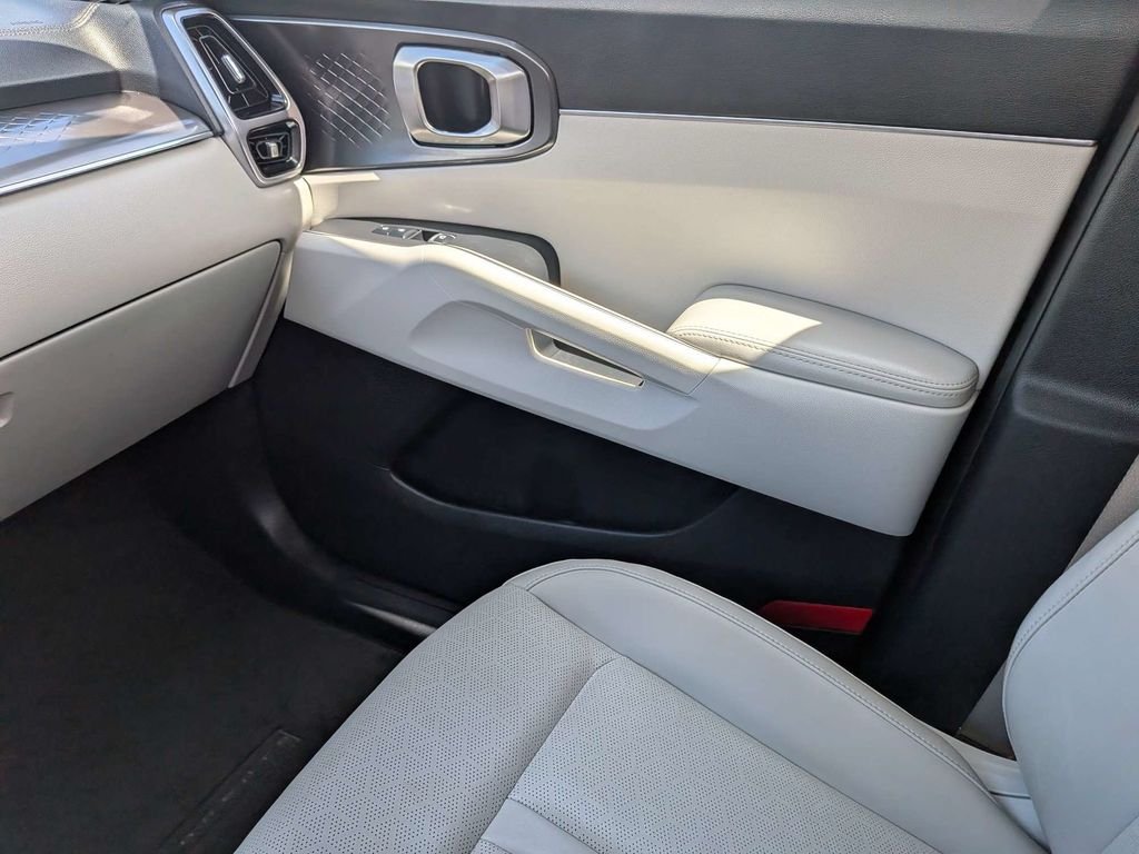 Used 2023 Gray Kia EX image 25