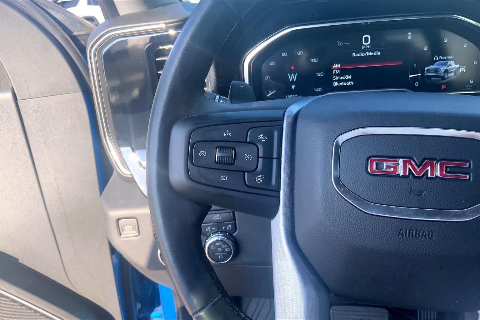 Used 2024 Dynamic Blue Metallic GMC Elevation image 22
