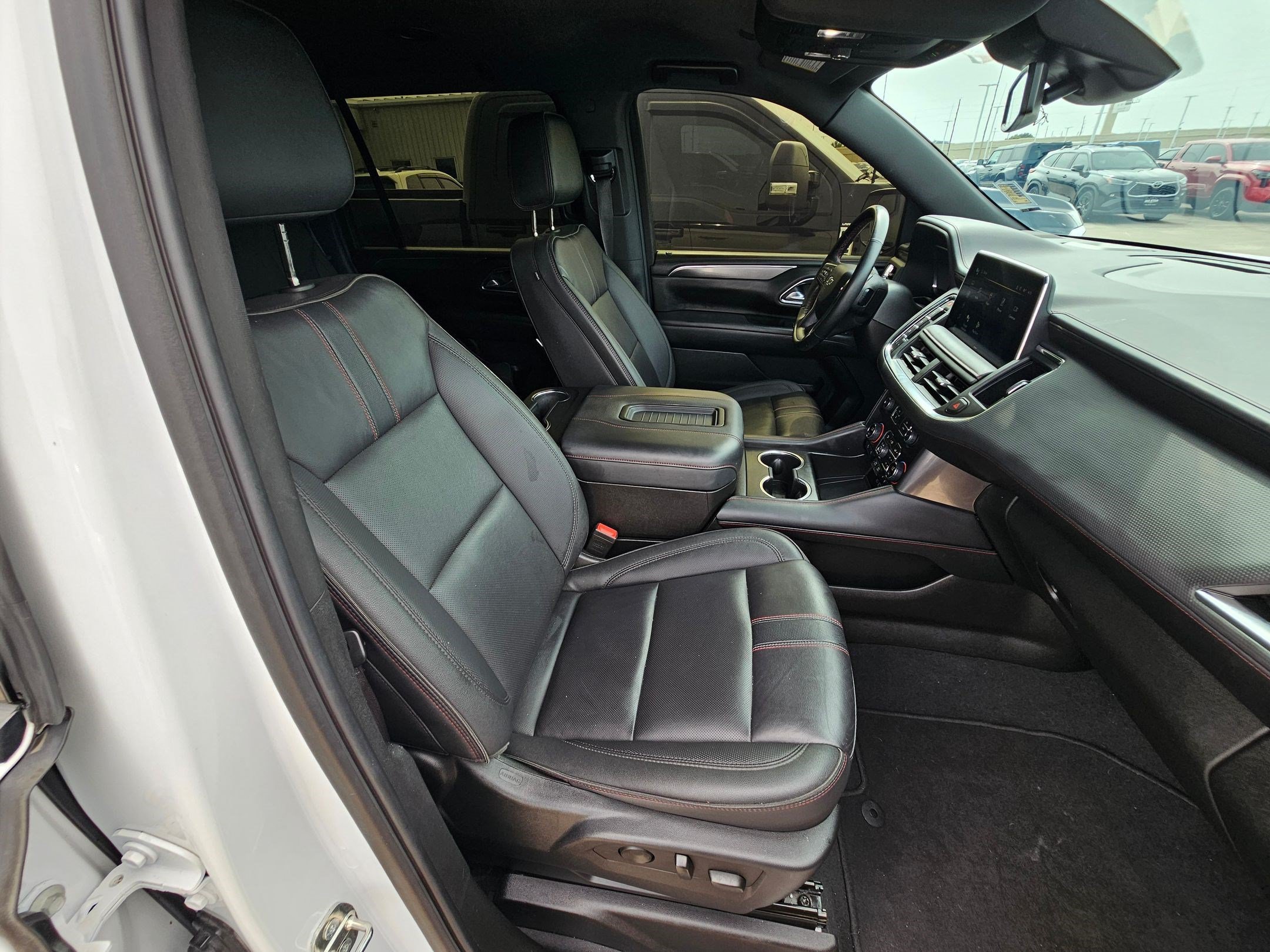 Used 2024 Summit White Chevrolet RST image 30