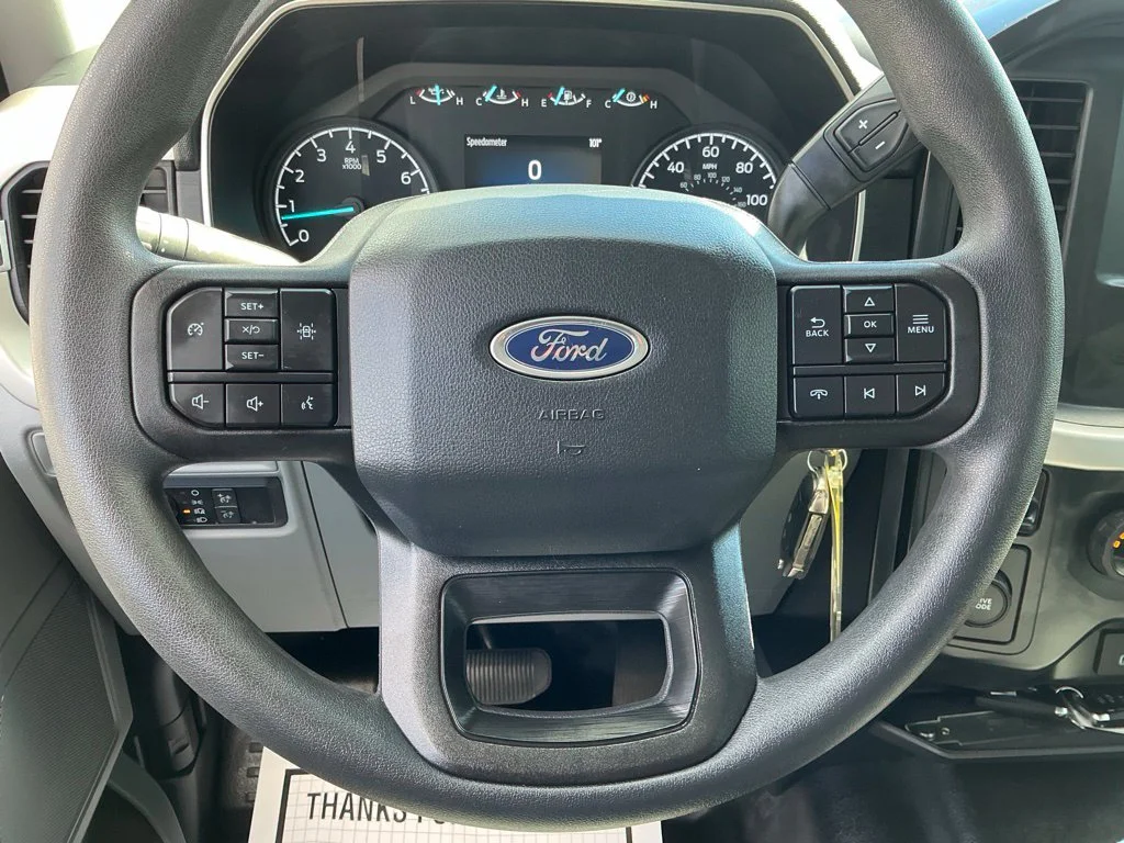 Used 2022 White Ford XL image 37