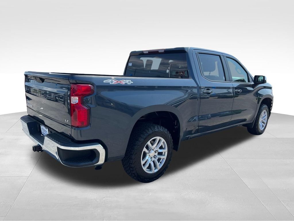 Used 2022 Gray Chevrolet LT image 5