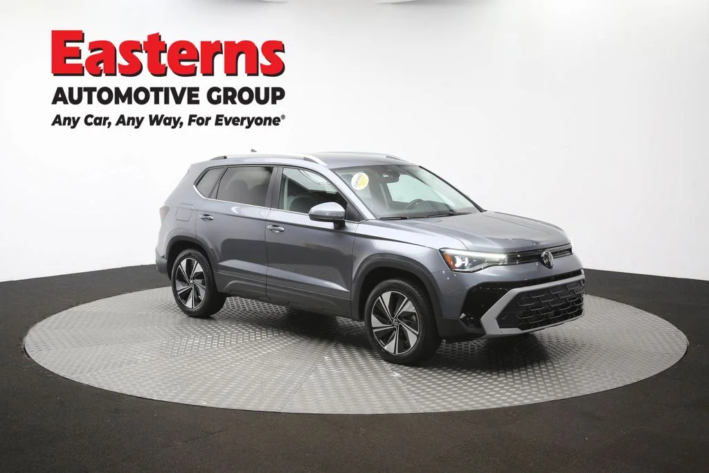 Used 2025 Gray Volkswagen 1.5T SE image 47