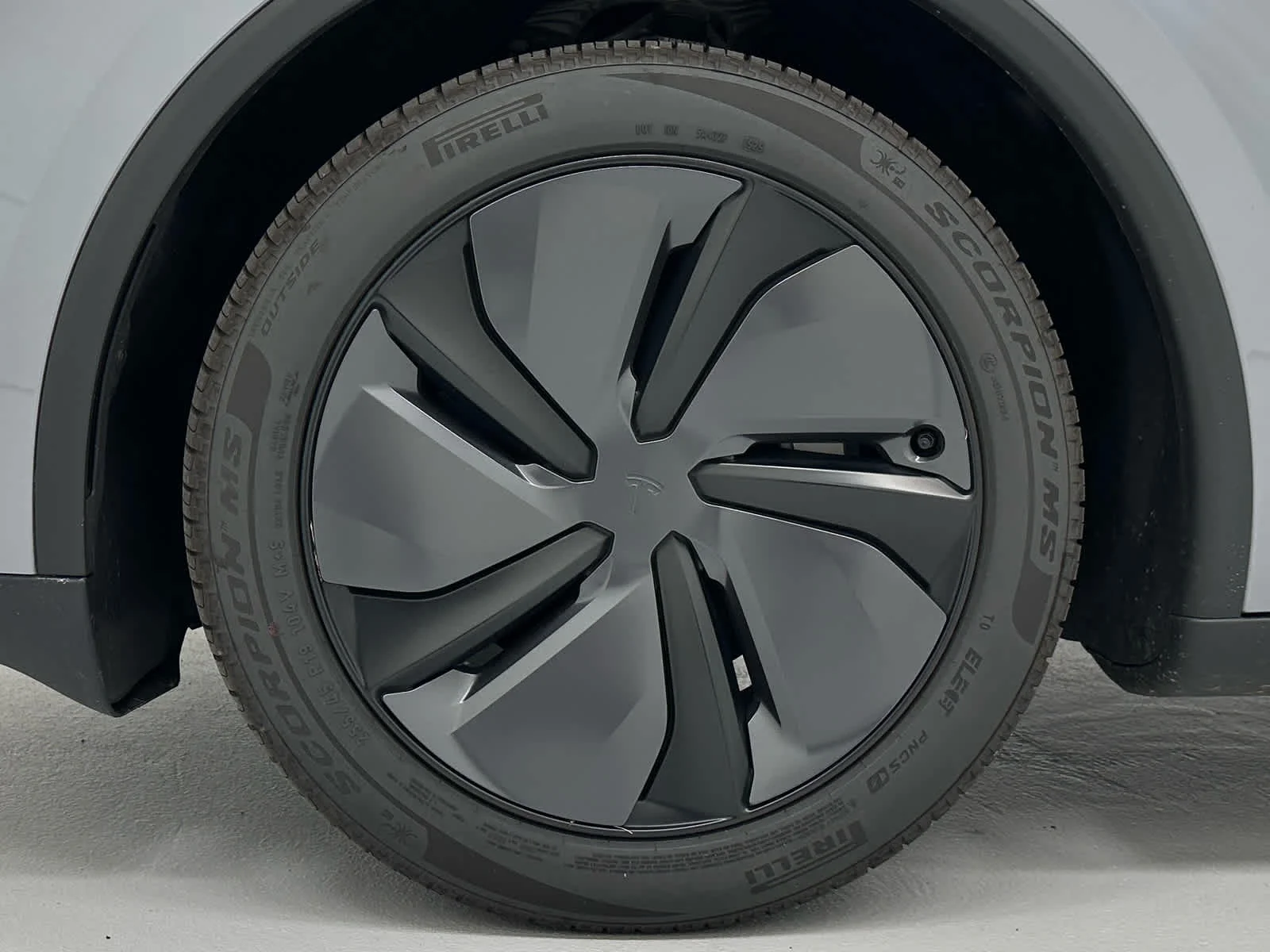 Used 2026 Quicksilver Tesla Premium image 9