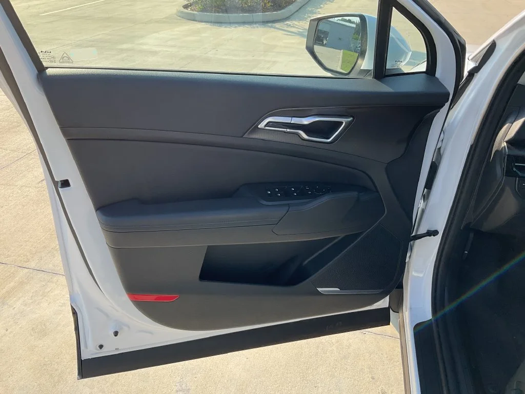 Used 2026 White Kia EX image 11