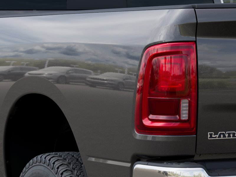 New 2026 Granite Crystal Metallic Clear-Coat Exterior Paint RAM Laramie image 36