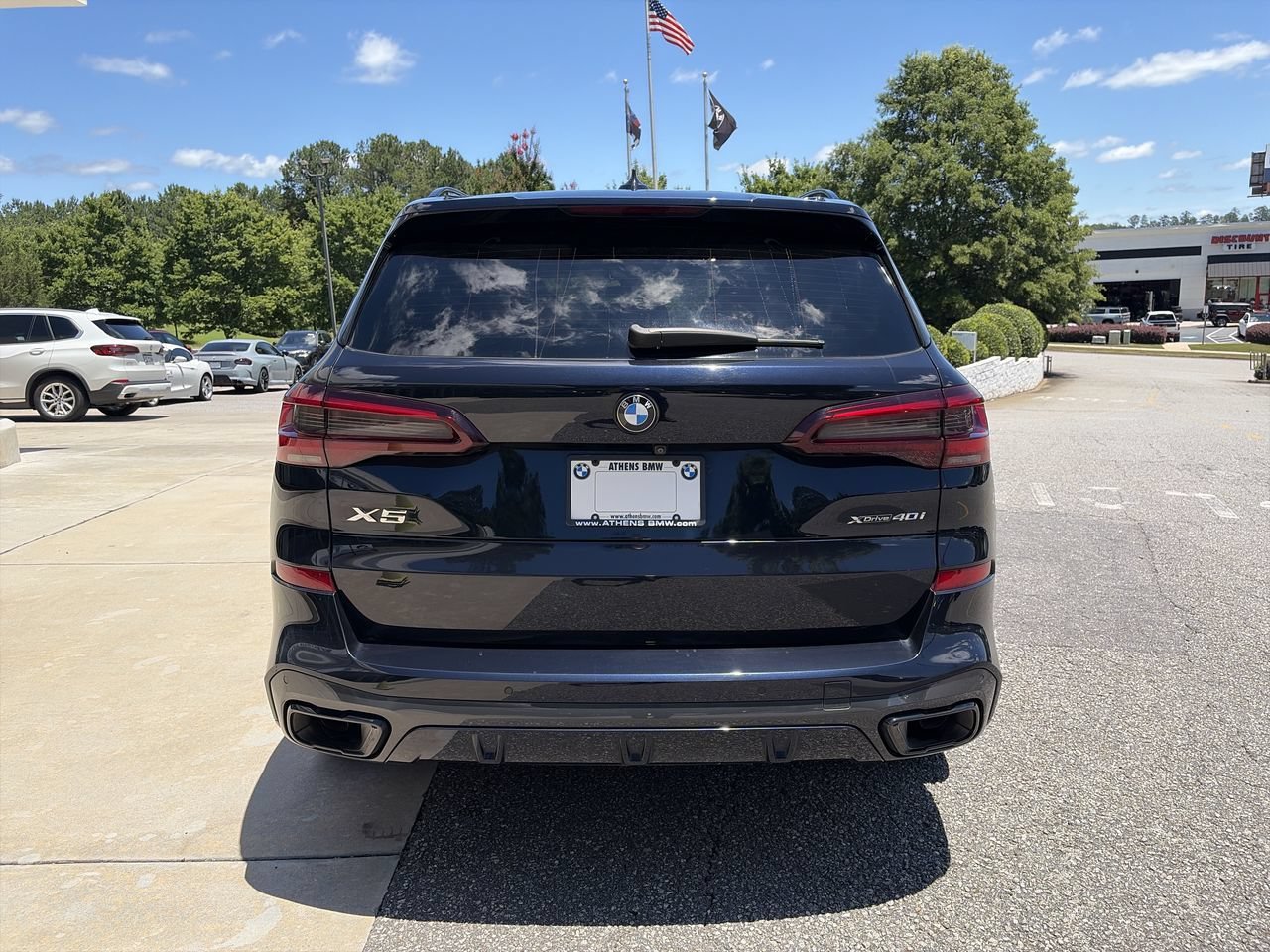 Used 2023 Carbon Black Metallic BMW xDrive40i image 7