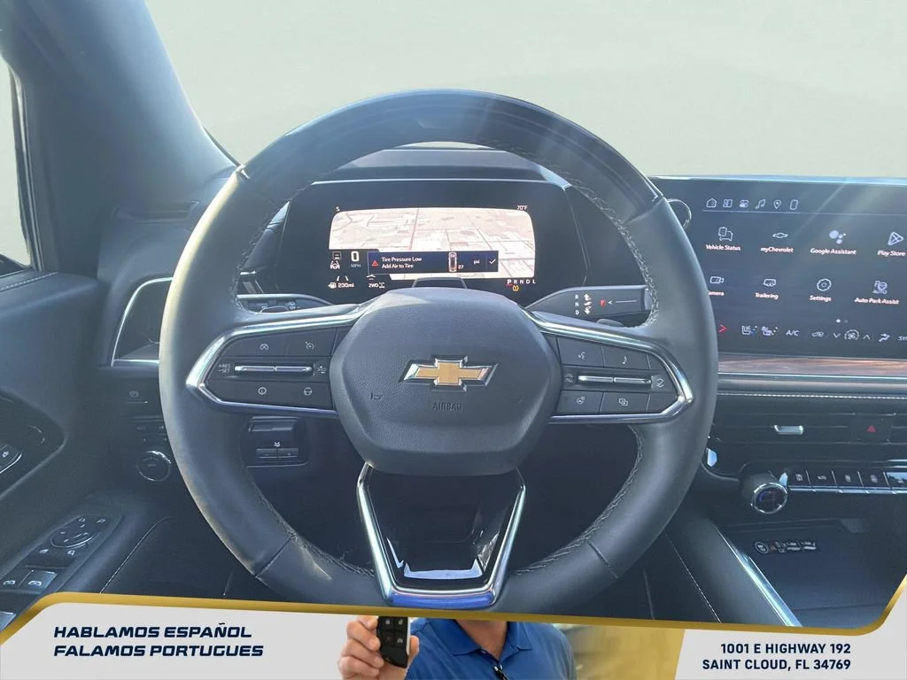 2026 Chevrolet Suburban Premier - Photo 14