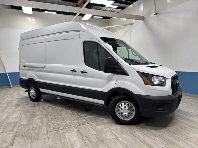 Used 2025 Oxford White Ford Base image 28