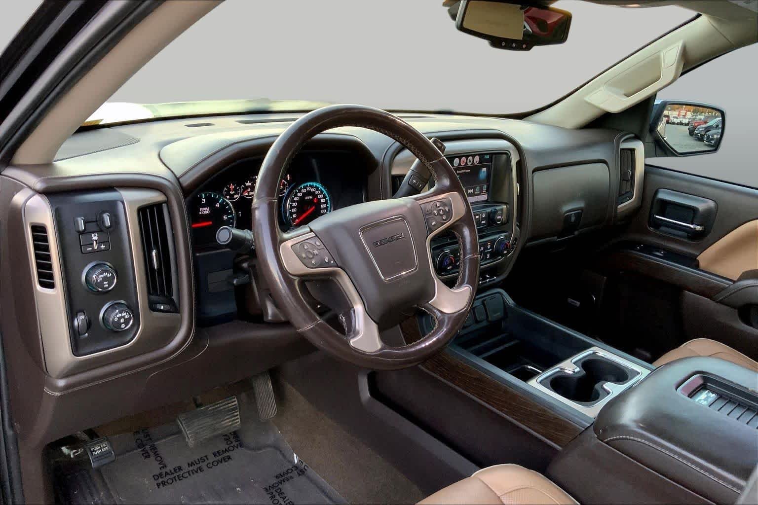 Used 2018 Onyx Black GMC Denali image 14
