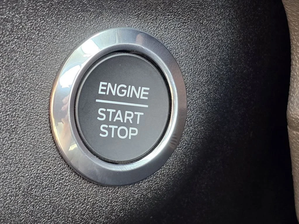 New 2026 Oxford White Ford XLT image 11