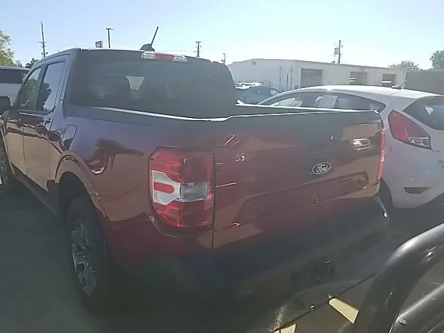Used 2025 Red Ford XLT image 17