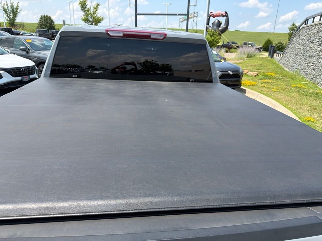 Used 2024 Gray GMC Pro image 16