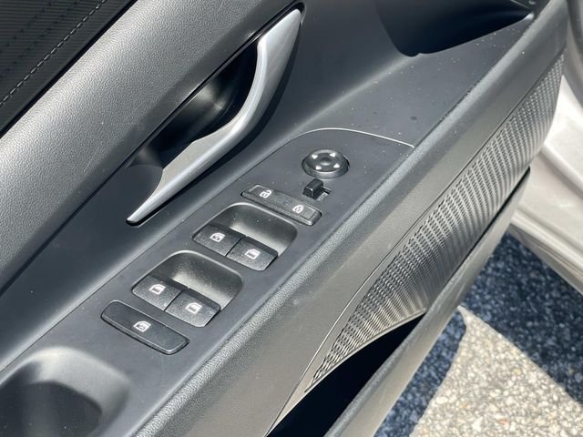 Used 2021  Hyundai SEL image 14
