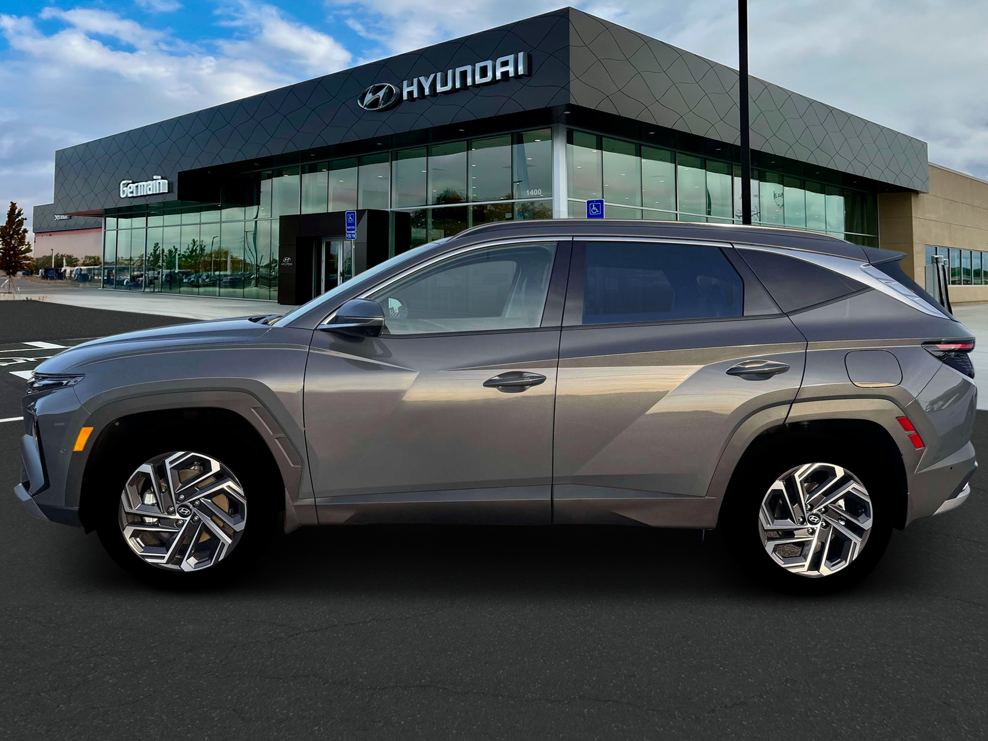 New 2026 Ecotronic Gray Hyundai Limited image 3