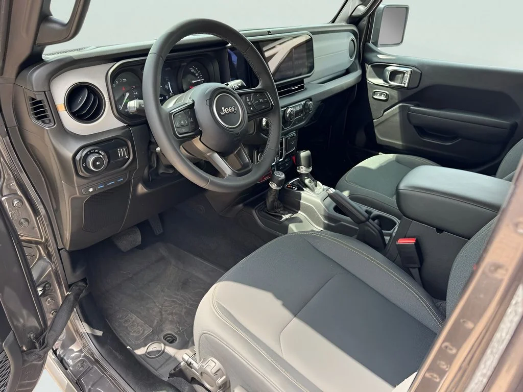 Used 2025 Gray Jeep Willys 4xe image 10