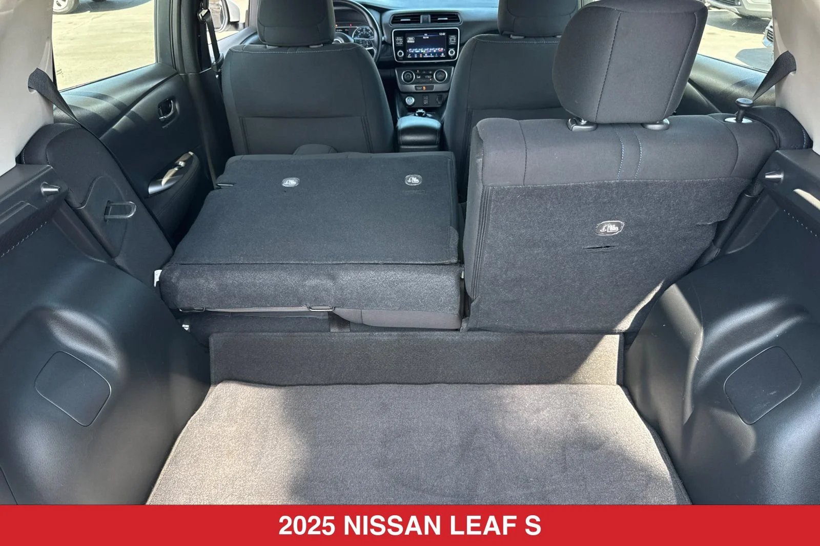 Used 2025 White Nissan S image 16