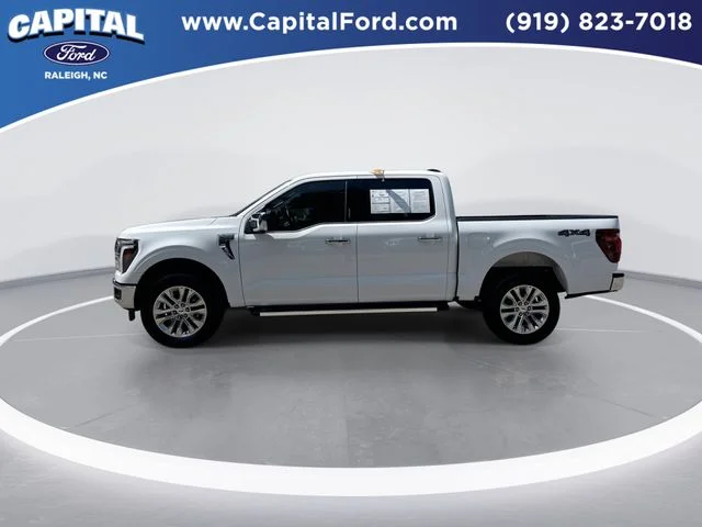 Used 2026 White Ford Lariat image 5