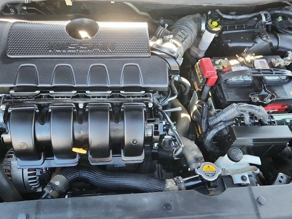 Used 2019 Super Black Nissan S image 15