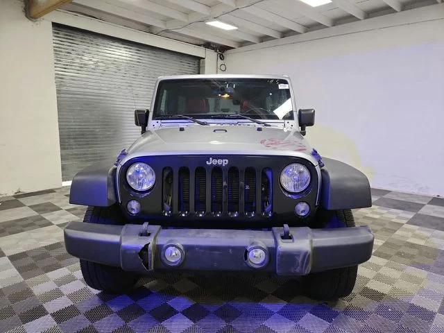 Used 2014 Gray Jeep Unlimited Sport image 3