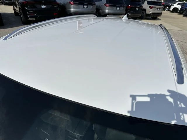 Used 2023 White Buick Essence image 32