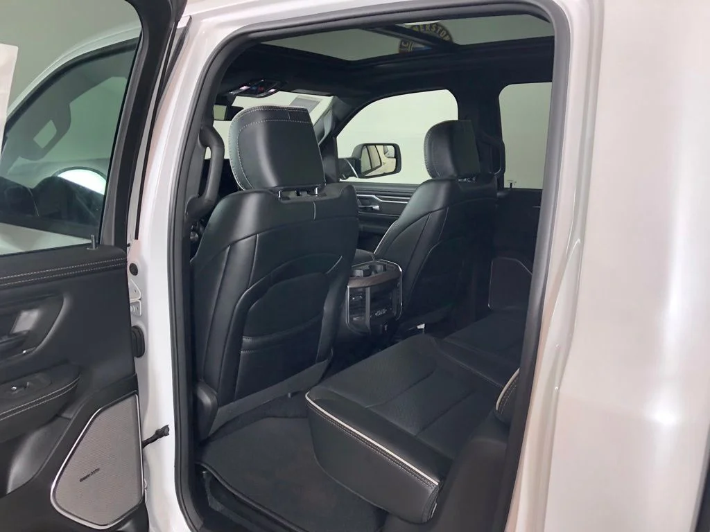2026 RAM 1500 Laramie - Photo 14