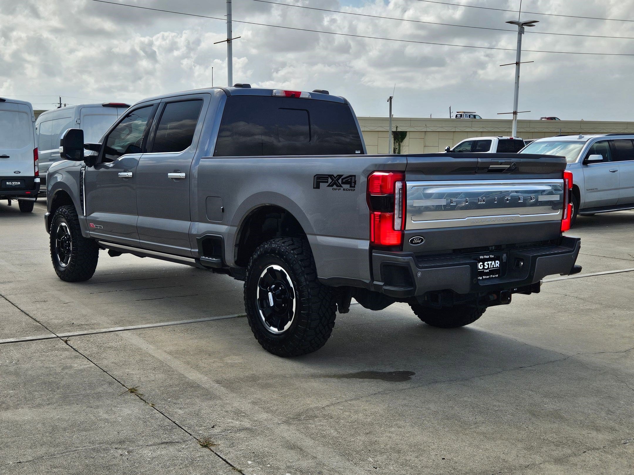Used 2024 Blue Ford Limited image 5