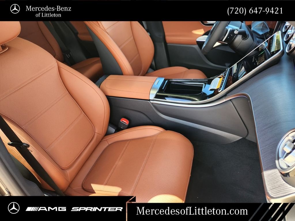 New 2027 Graphite Grey Metallic Mercedes-Benz GLC 300 image 13