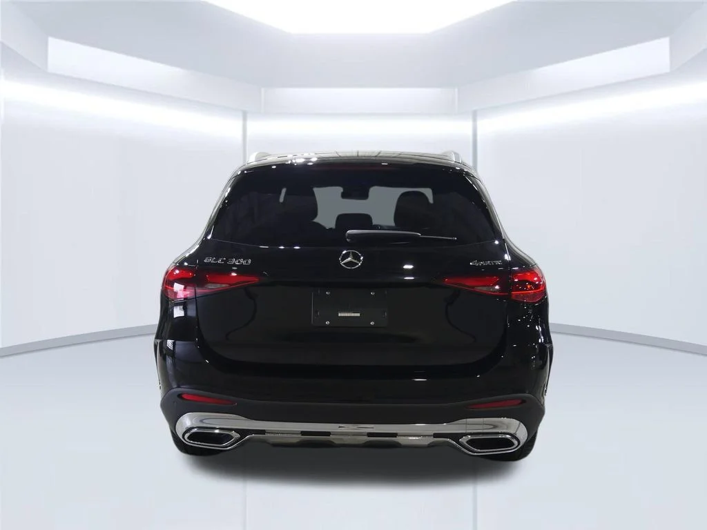 Certified Used 2026 Black Mercedes-Benz GLC 300 image 4
