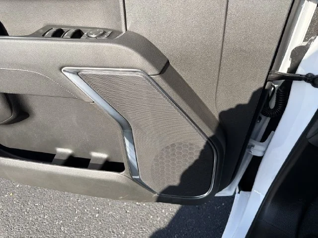 New 2026 Summit White GMC Elevation image 23