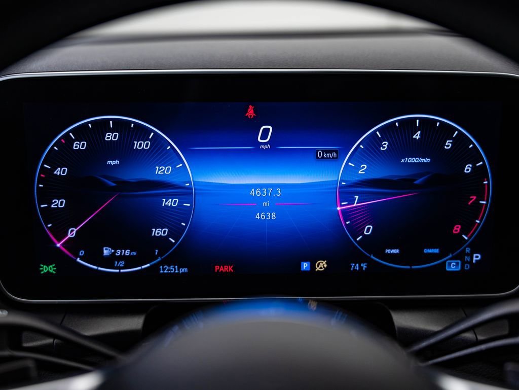 Certified Used 2025 Black Mercedes-Benz GLC 300 image 31