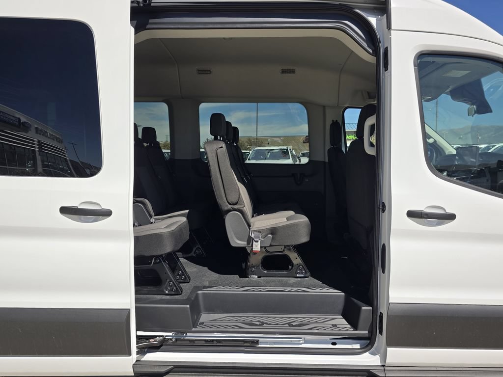 New 2026 Oxford White Ford XLT image 30