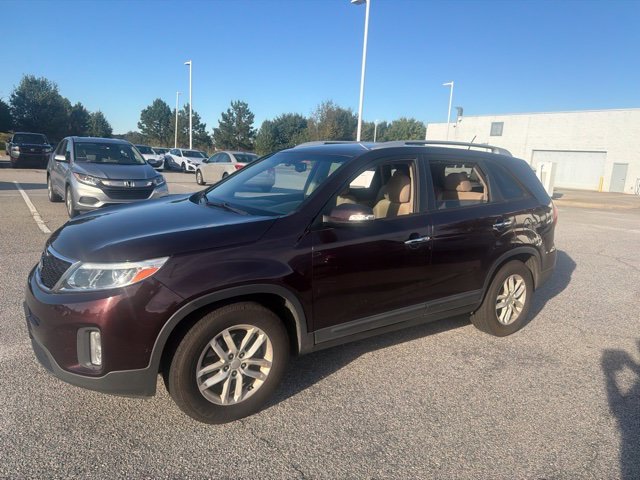 Used 2014 Purple Kia LX image 19