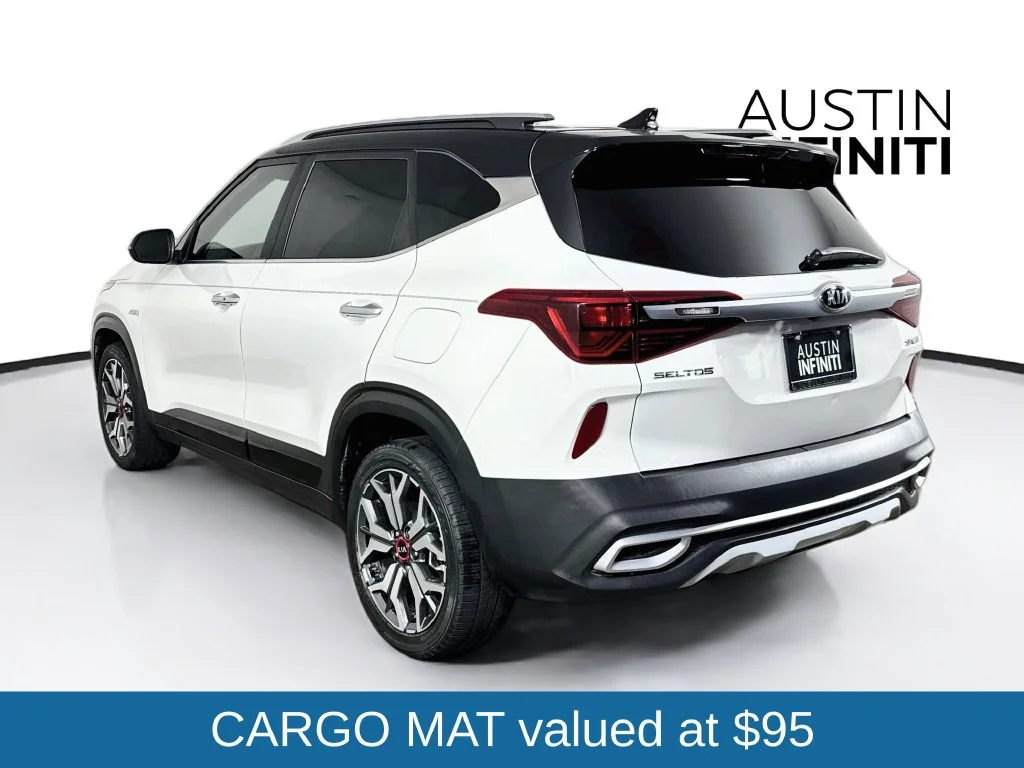 Used 2021 White Kia SX image 5