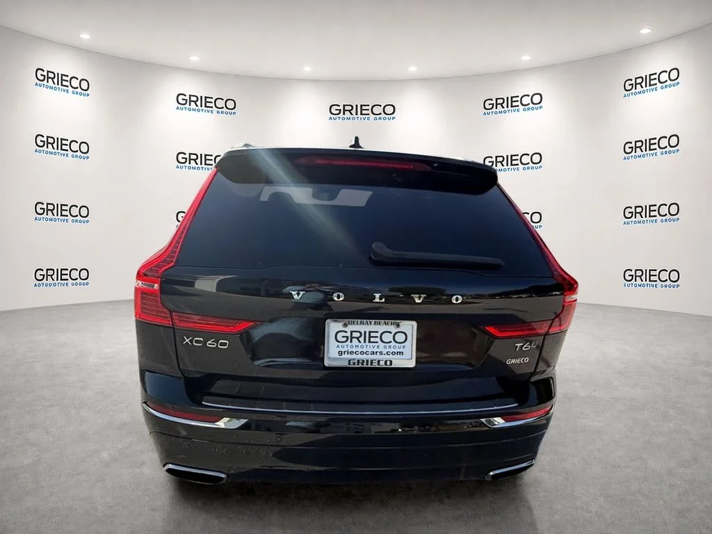 Used 2021 Onyx Black Metallic Volvo T6 Inscription image 6