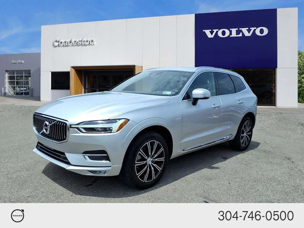 Used 2020 Bright Silver Metallic Volvo Inscription image 7