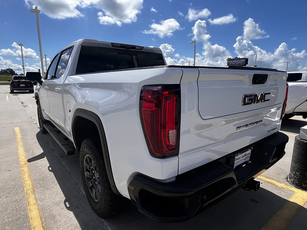 Used 2025 Summit White GMC AT4X image 5