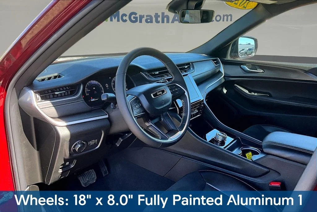Used 2025 Red Jeep Altitude image 21