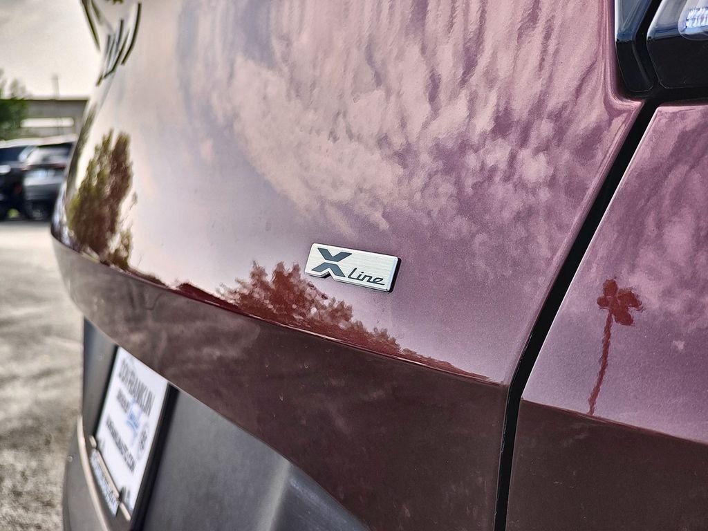 Used 2023 Red Kia X-Line image 27