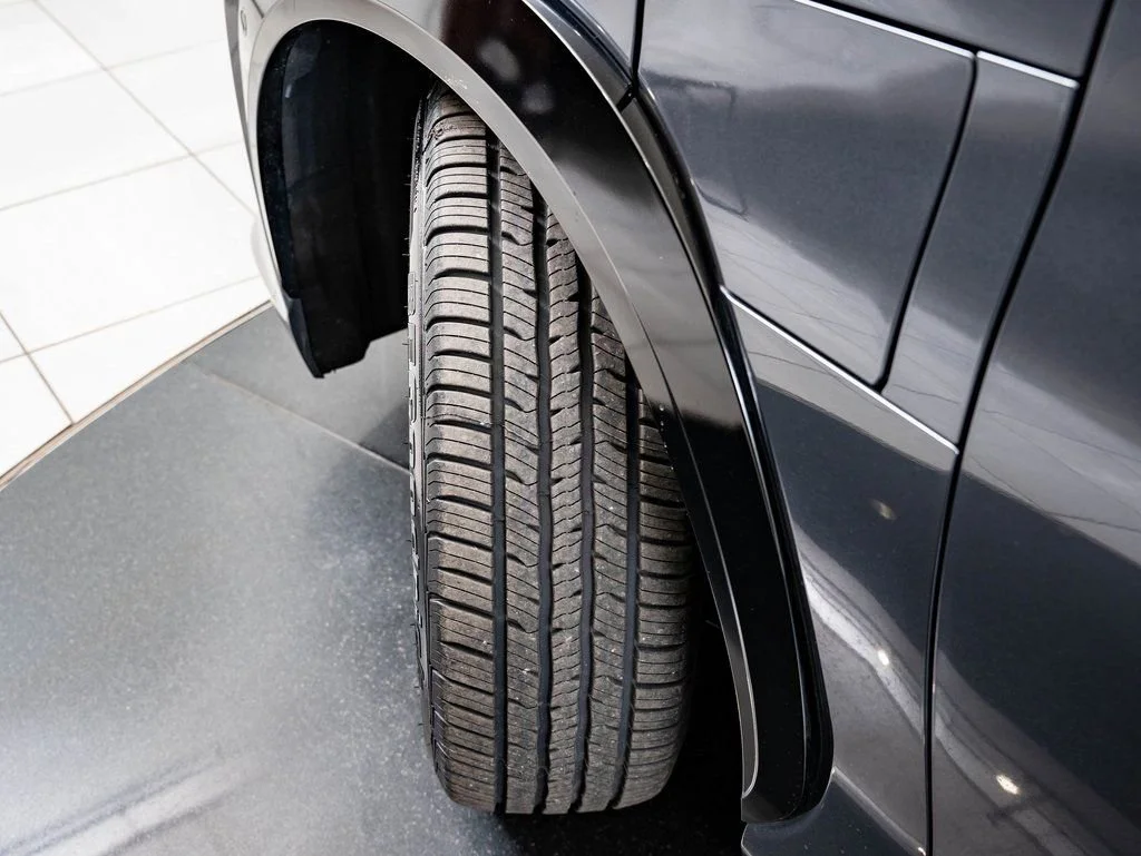 Used 2023 CLOUDBURST GRAY Lexus 450e Premium image 44