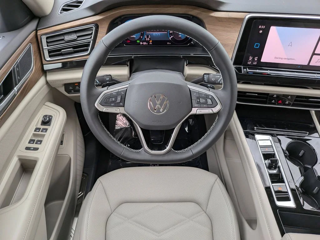 New 2026 Green Volkswagen 2.0T SE w/Technology image 11
