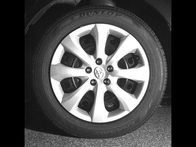 Used 2024  Toyota LE image 9