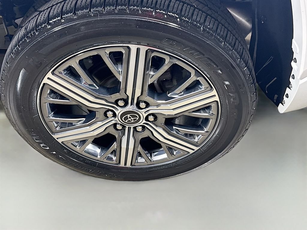 Used 2023 Wind Chill Pearl Toyota Capstone Hybrid image 9