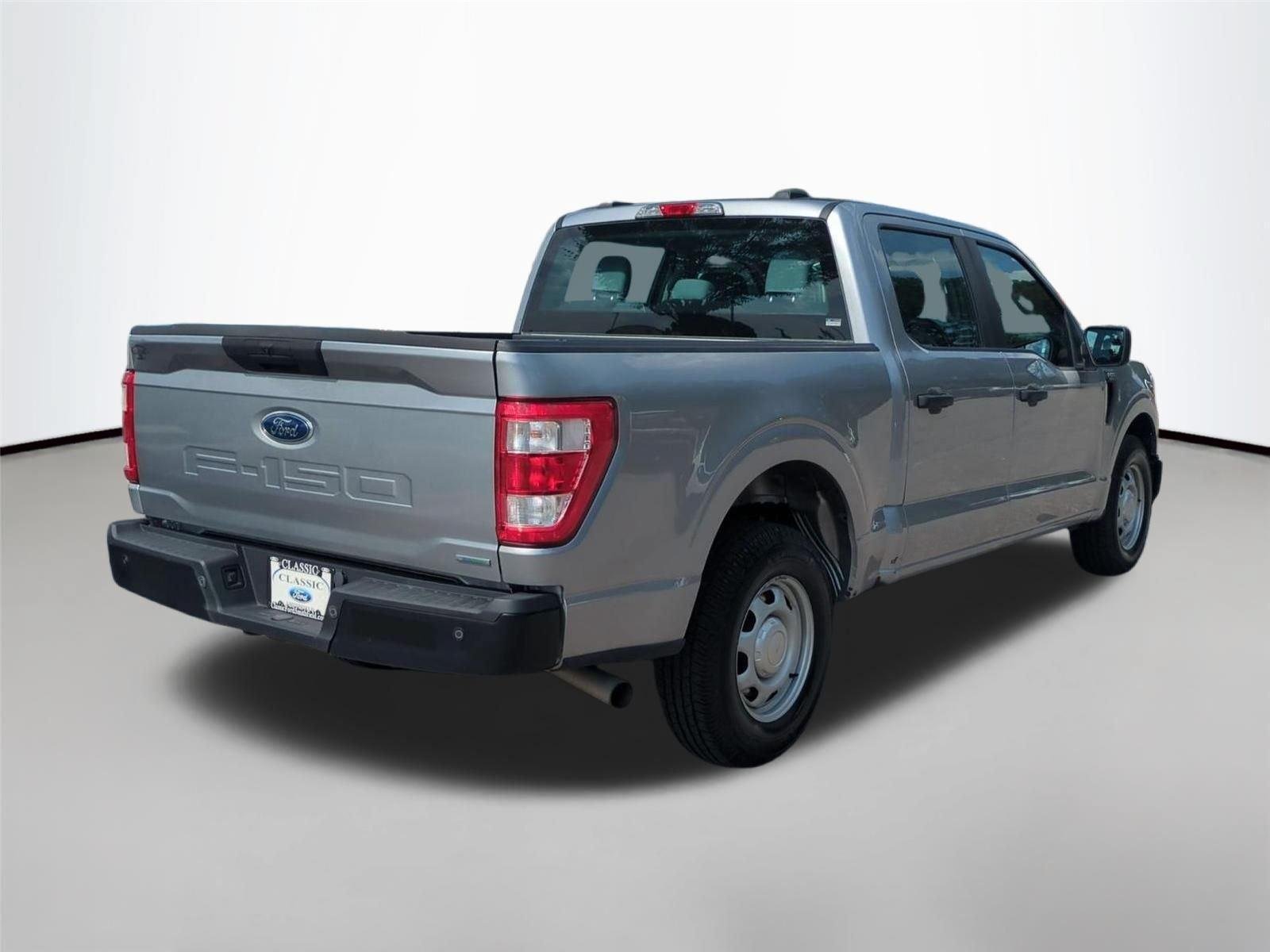 Used 2022 Iconic Silver Ford XL image 5